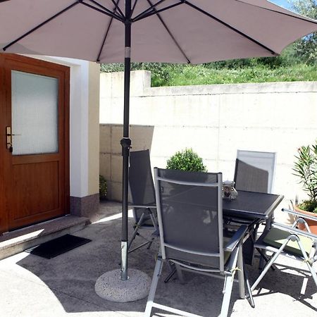Classy Apartment With Garden View Laura Portorož Buitenkant foto